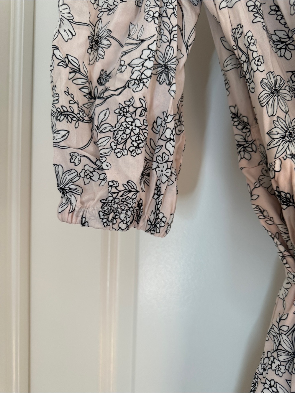 Calvin Klein Blush Pink Floral Faux wrap Dress - Picture 4 of 6